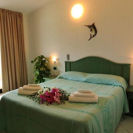 Hotel Blu Marlin Villasimius Eksteriør bilde
