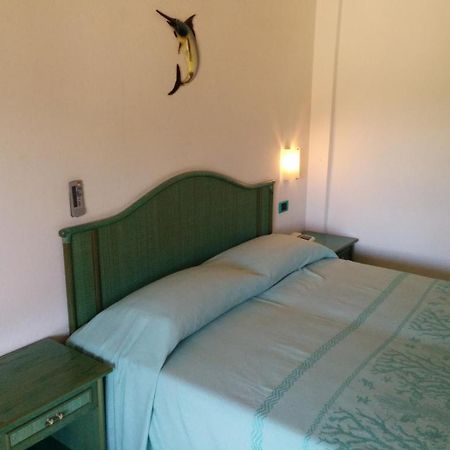 Hotel Blu Marlin Villasimius Eksteriør bilde