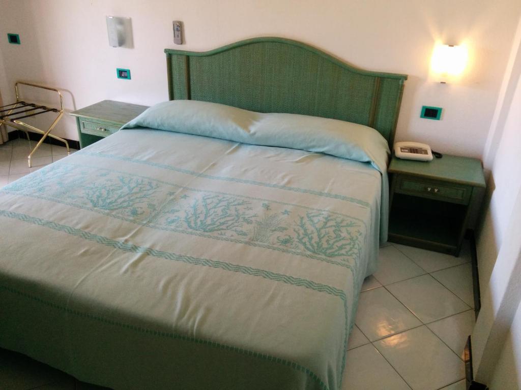 Hotel Blu Marlin Villasimius Eksteriør bilde